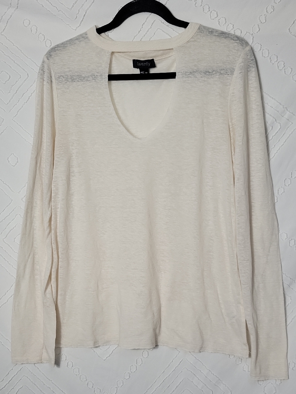 Twenty Cream Long-Sleeve V-Neck Lightweight Tee